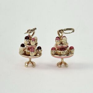 BETSEY JOHNSON Tower Cakes Tiered Tray Cupcakes Bakery Cake Dangle Earrings